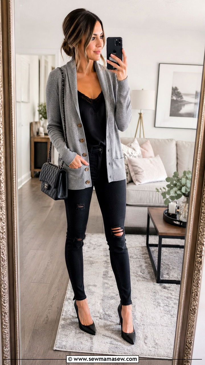 Distressed skinny jeans with a shawl collar cardigan and heeled pumps - 30 Skinny jeans outfit ideas with a cardigan