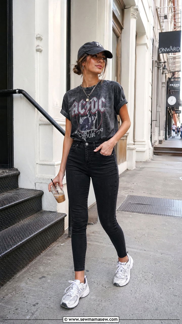 Skinny jeans with graphic tee outfit - 35 skinny jeans outfit ideas