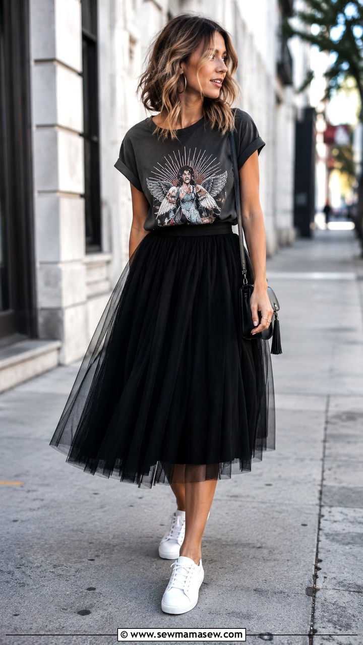 Black Tulle Skirt With Graphic Tee Outfit - 20 Tulle skirt outfit ideas with a tee