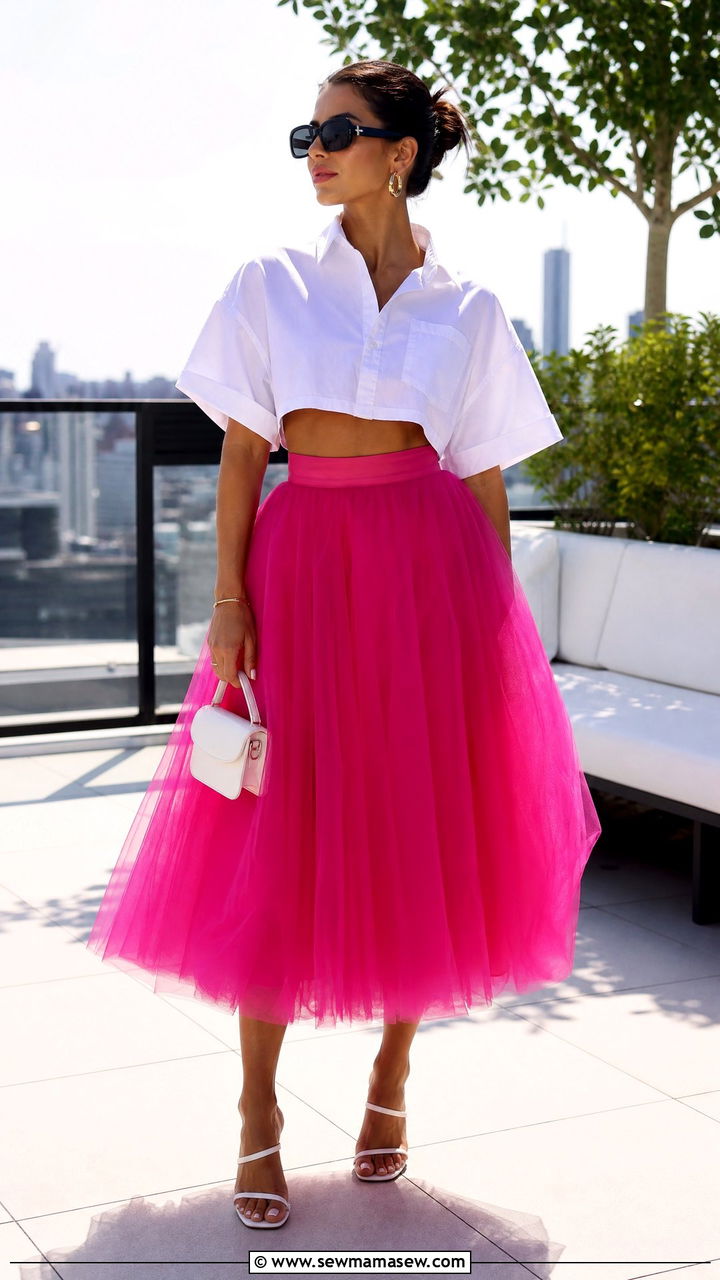 Cropped Button Down With Fuchsia Tulle Skirt - 20 Tulle skirt outfit ideas with a button down