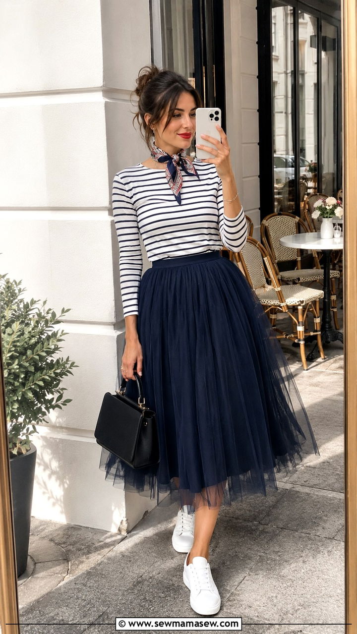 Navy Blue Tulle Skirt With Striped Top And Sneakers - 25 Tulle skirt outfit ideas with sneakers