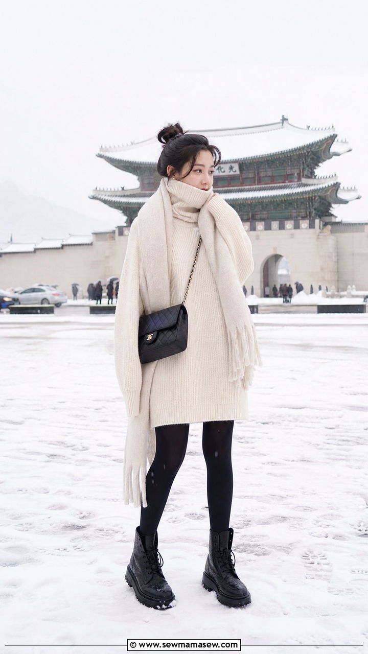 Sweater Dress and Chunky Boots Outfit - 40 What to wear in Seoul