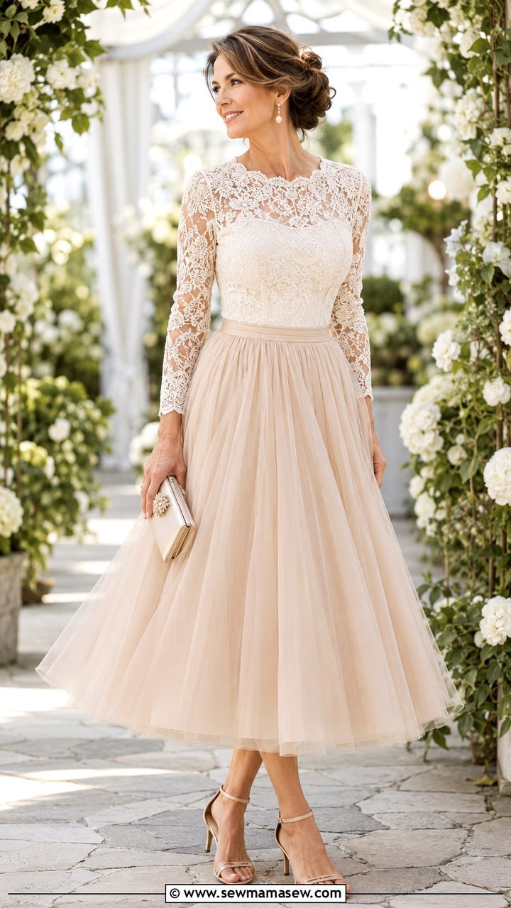 Tulle skirt with lace top outfit - 25 Tulle skirt outfit ideas for women over 40