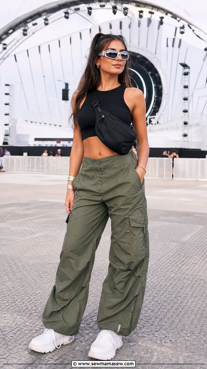 Cargo Pants Crop Top Outfit - 20 crop top outfits for a music festival