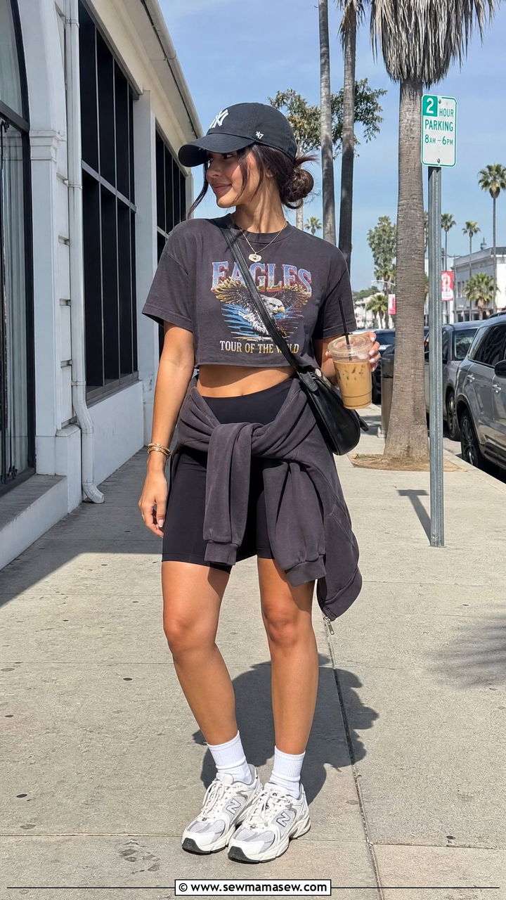 Graphic Crop Top With Cycling Shorts Outfit - 20 crop top with cycling shorts outfit ideas