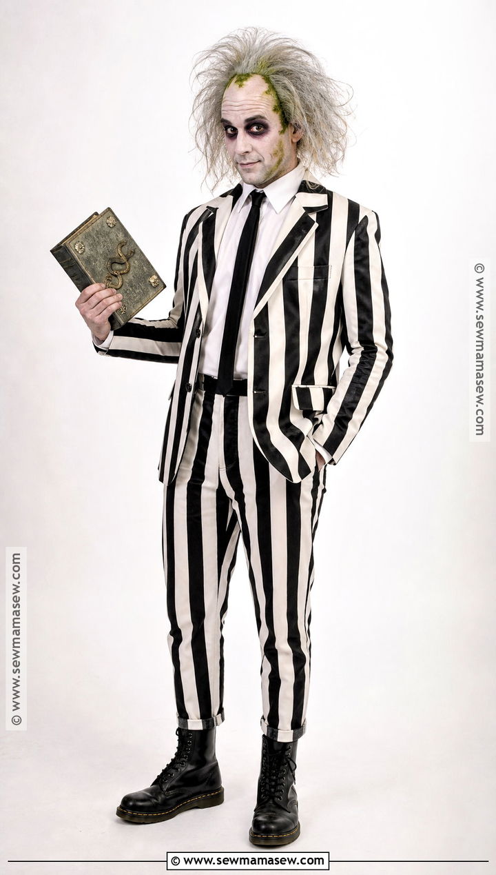 Beetlejuice Striped Suit Costume - 35 iconic movie characters costumes