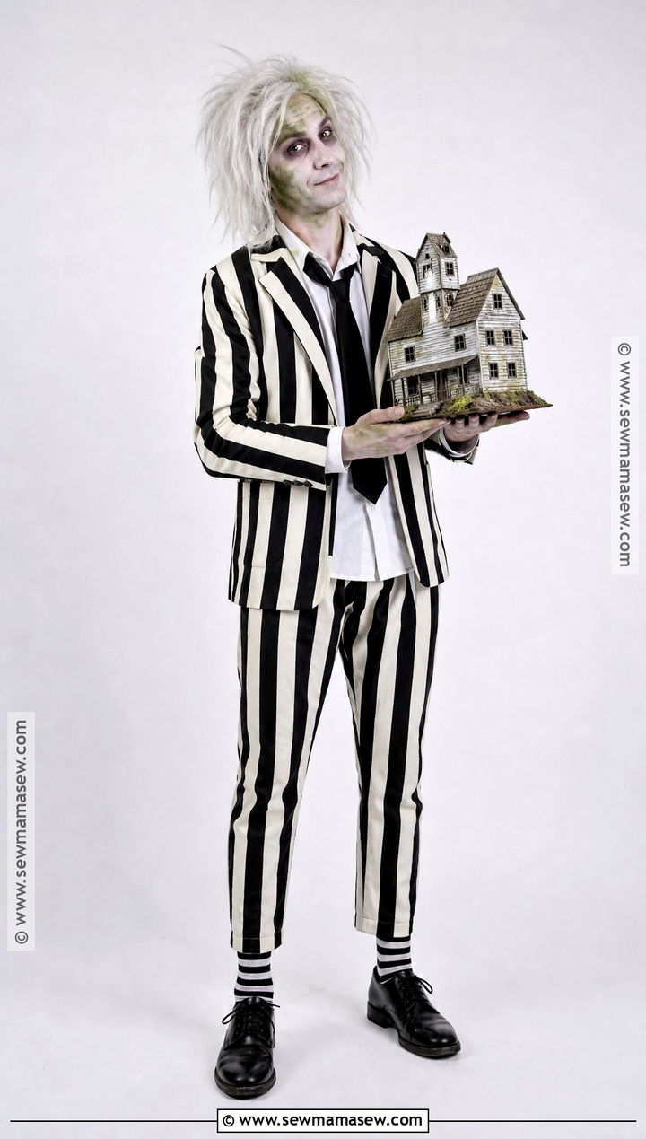Beetlejuice Striped Suit Costume - 30 film character costumes
