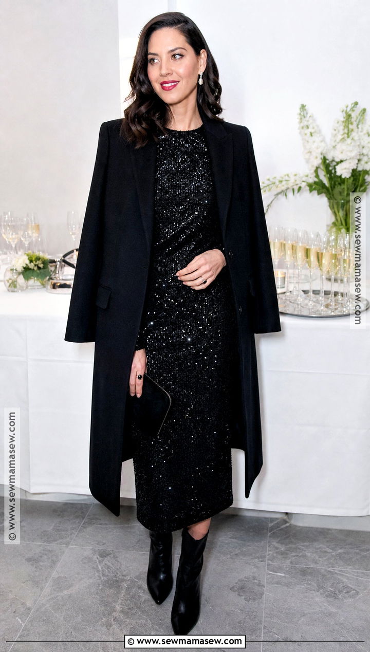 Black Sequin Vampire Outfit - 40 modern vampire outfit ideas