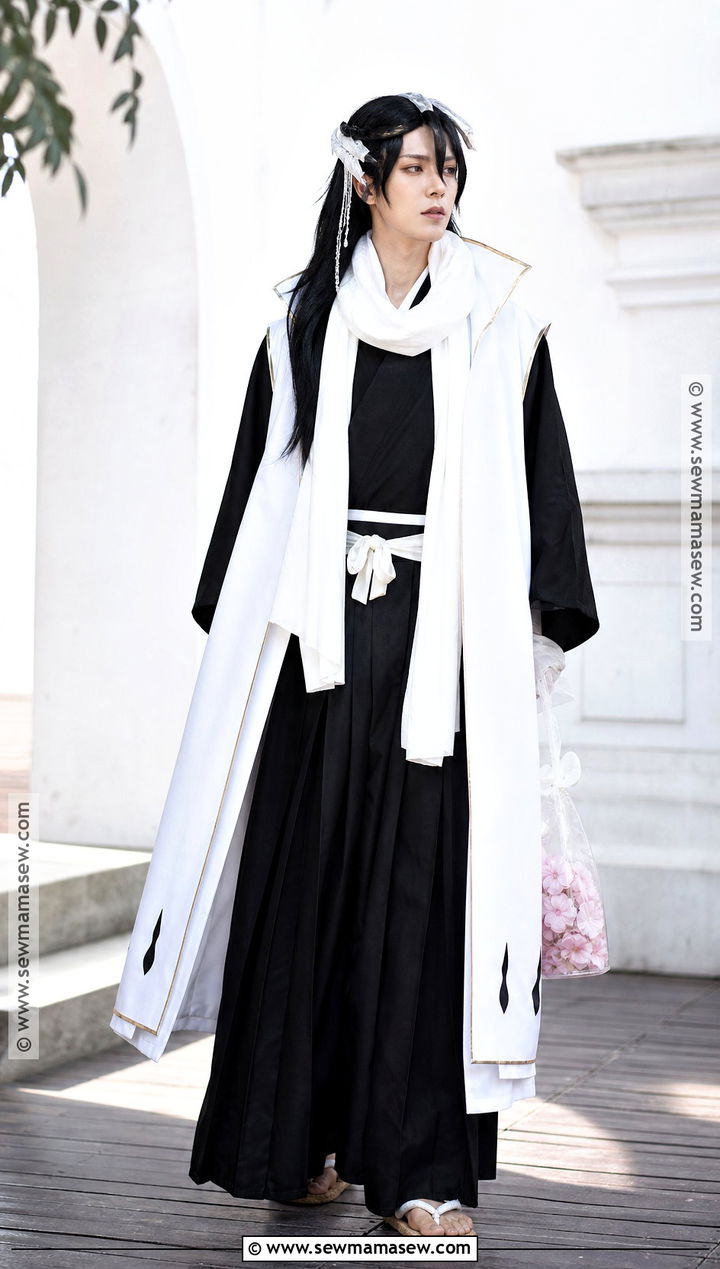 Byakuya Kuchiki Captain Cosplay - 35 bleach cosplay ideas