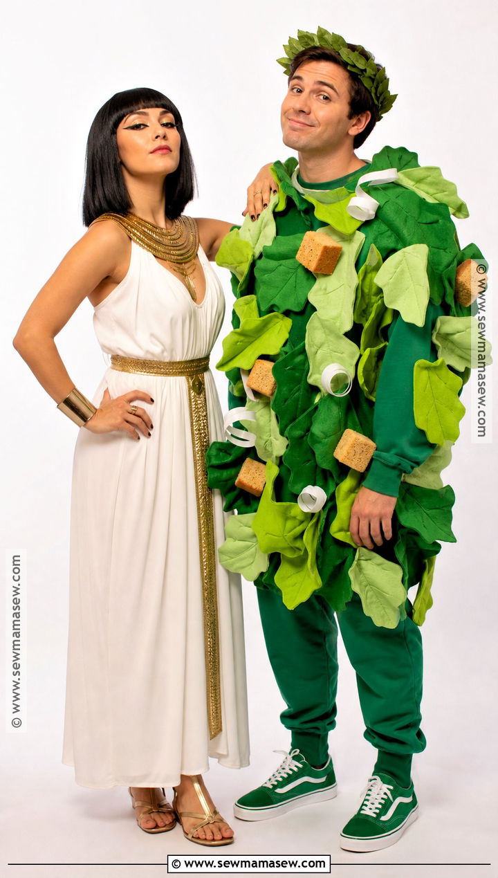 Cleopatra And Caesar Salad Pun Costume - 30 cleopatra couple costume ideas