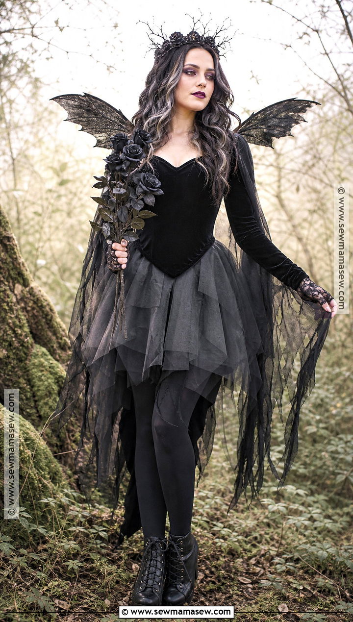 Dark Fairy Costume With Black Wings - 45 scary costumes