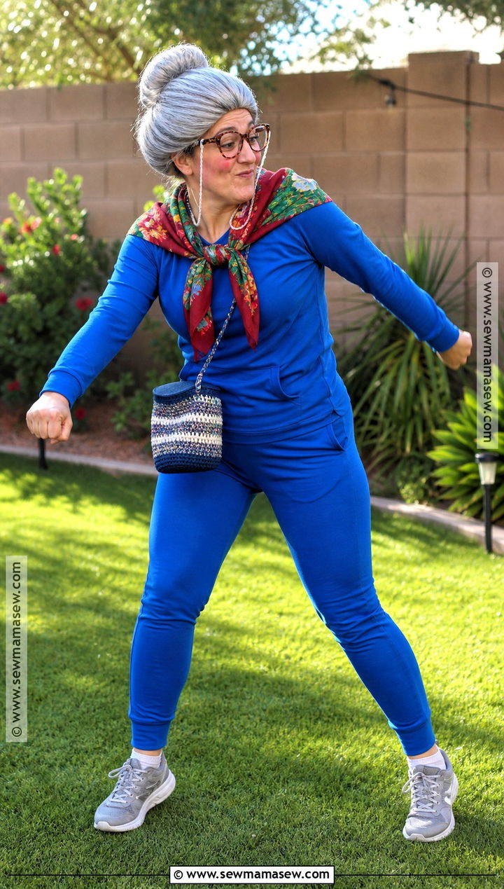 Floss Dance Bluey Grannies Costume - 30 bluey grannies costume ideas