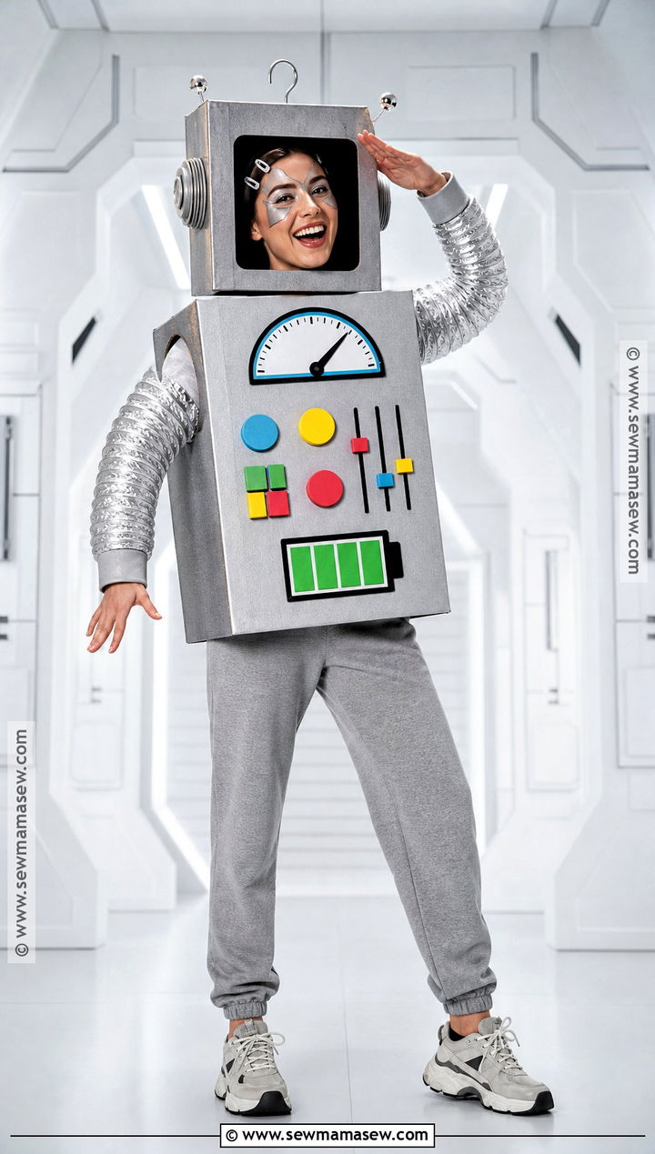 Friendly Cardboard Robot Costume - 40 unique costumes