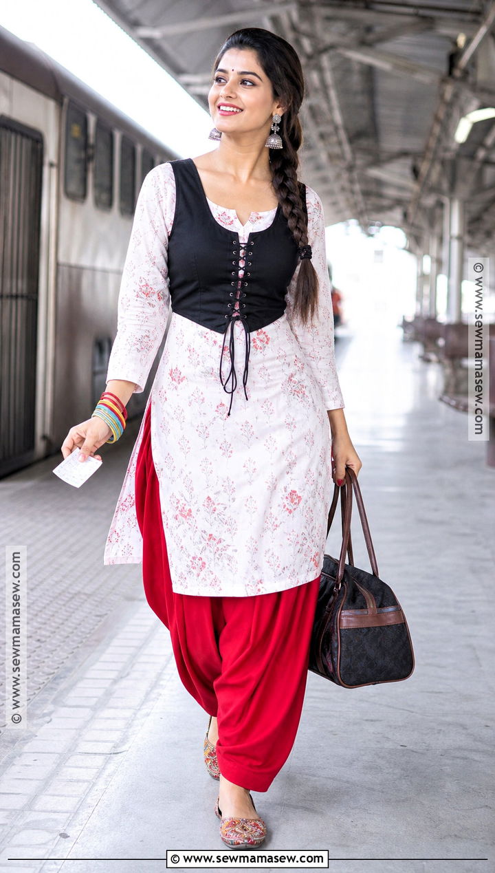 Geet Jab We Met Cosplay - 30 Bollywood Cosplay Ideas