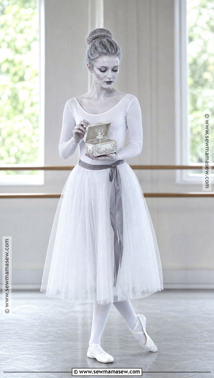 Ghost Ballerina Costume - 30 Halloween Costumes Ghost