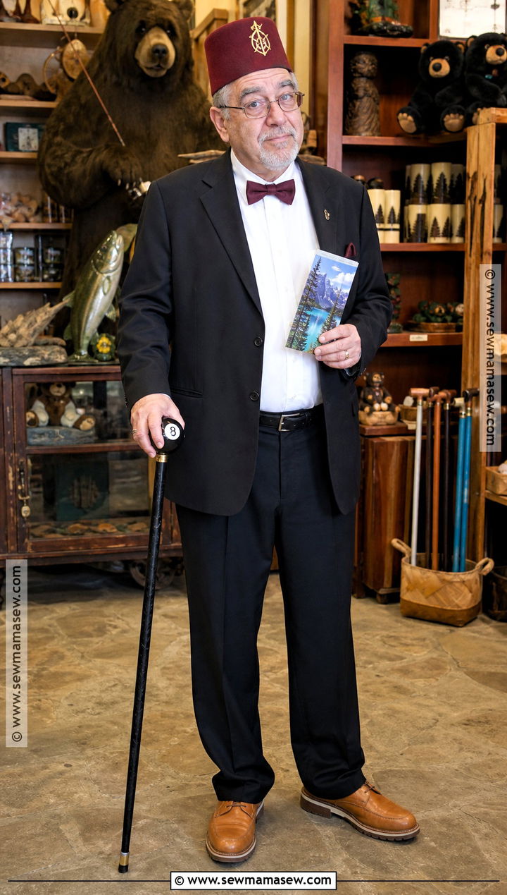 Grunkle Stan Costume - 30 Gravity Falls Costumes