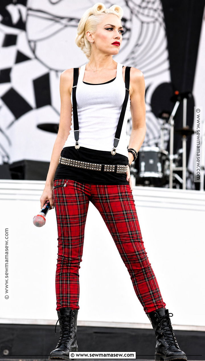 Gwen Stefani Plaid Punk Costume - 30 singers costumes ideas