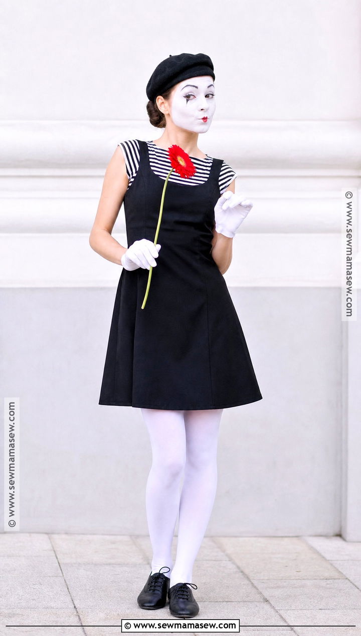 Mime Costume With Black Dress - 30 halloween costumes with black dress