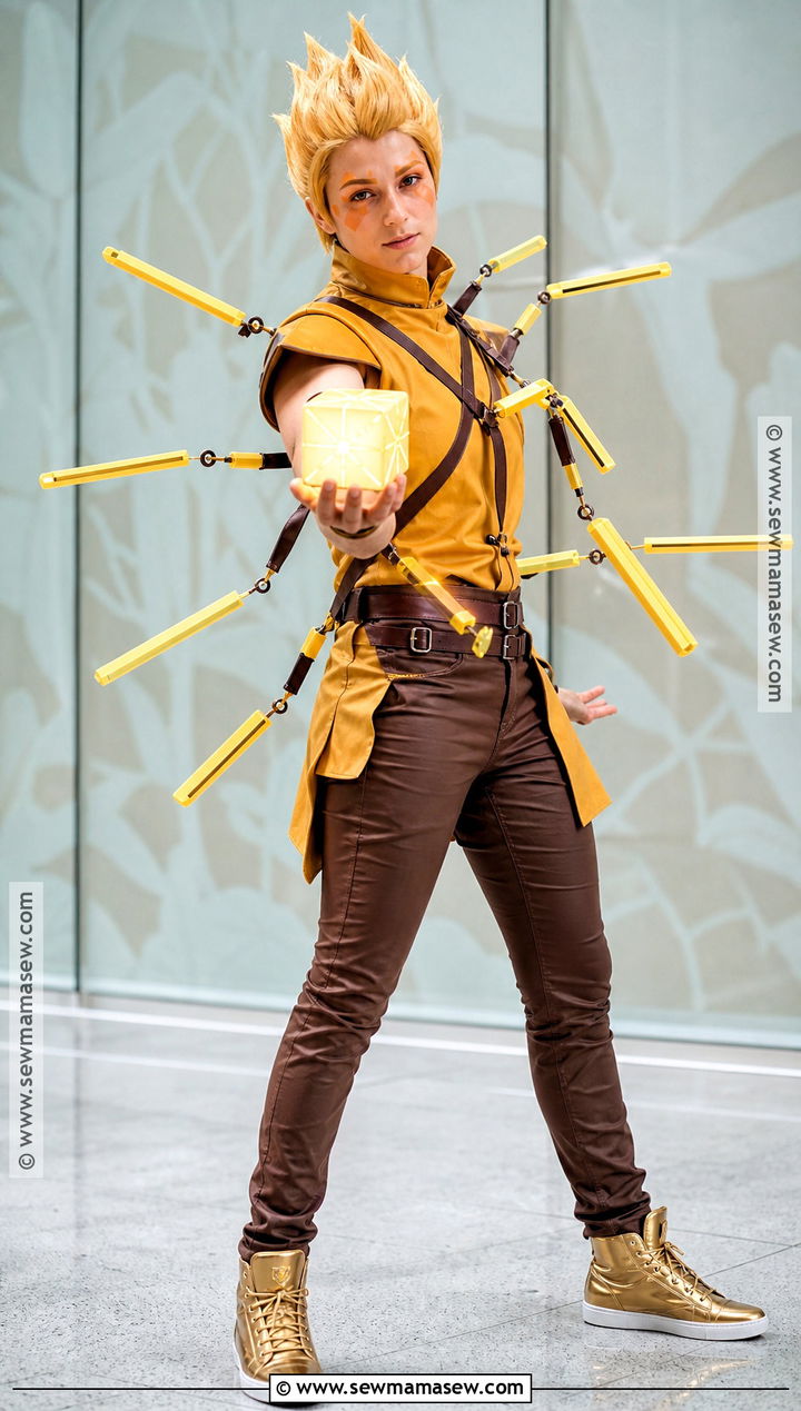 Minecraft Blaze Cosplay With Floating Rods - 40 minecraft cosplay ideas