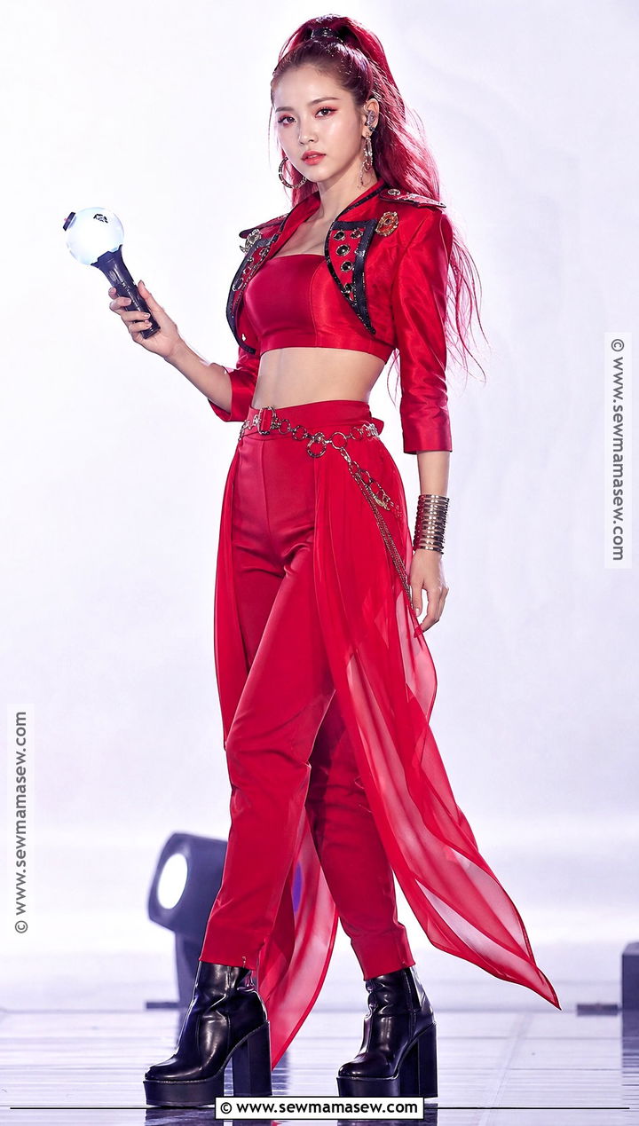 Mira K Pop Demon Hunter Costume - 30 netflix characters costume ideas