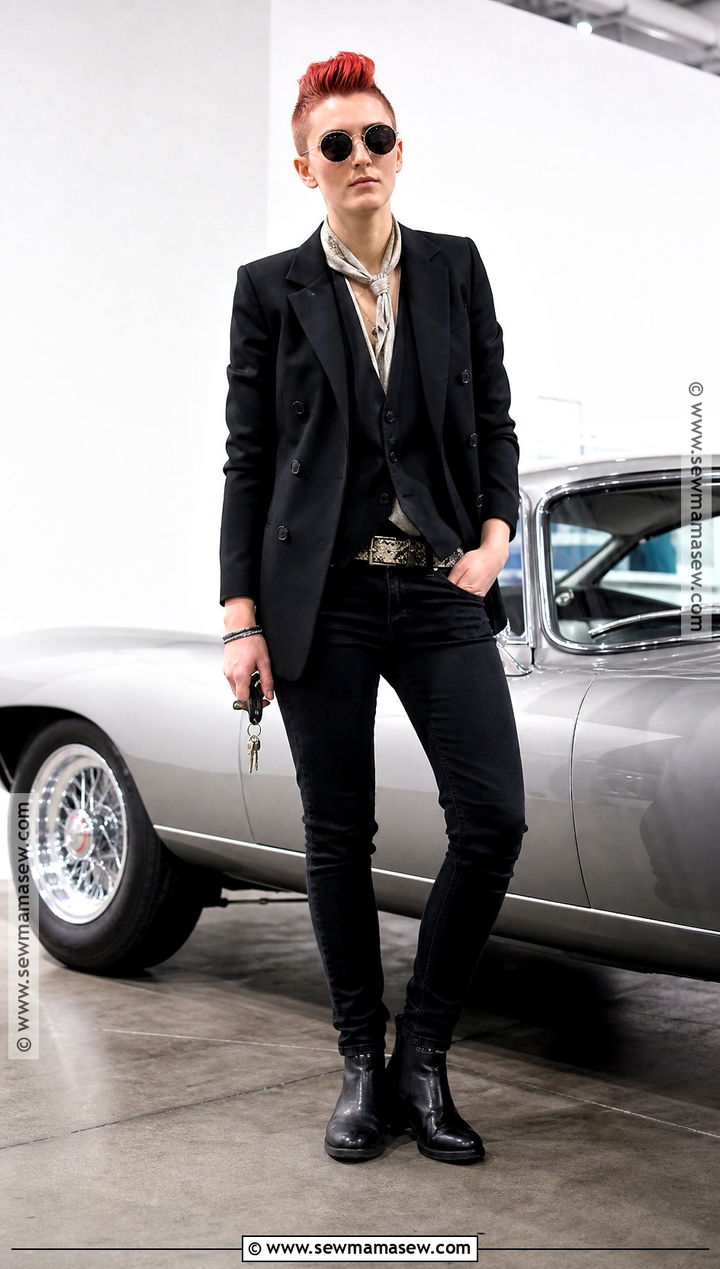 Modern Crowley Cosplay With Black Jacket - 30 crowley cosplay ideas