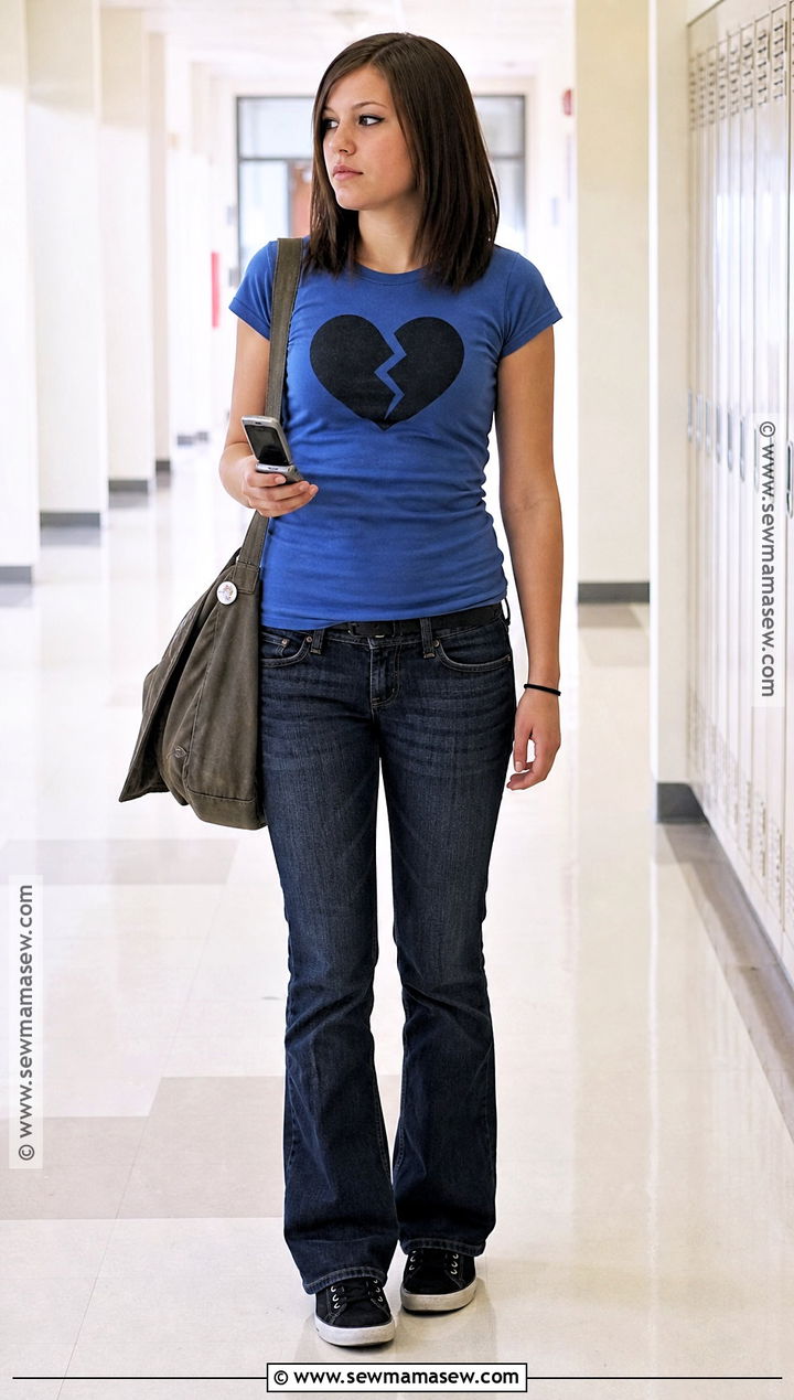 Nicole Broken Heart Shirt Cosplay - 30 Class Of 09 Cosplay Ideas