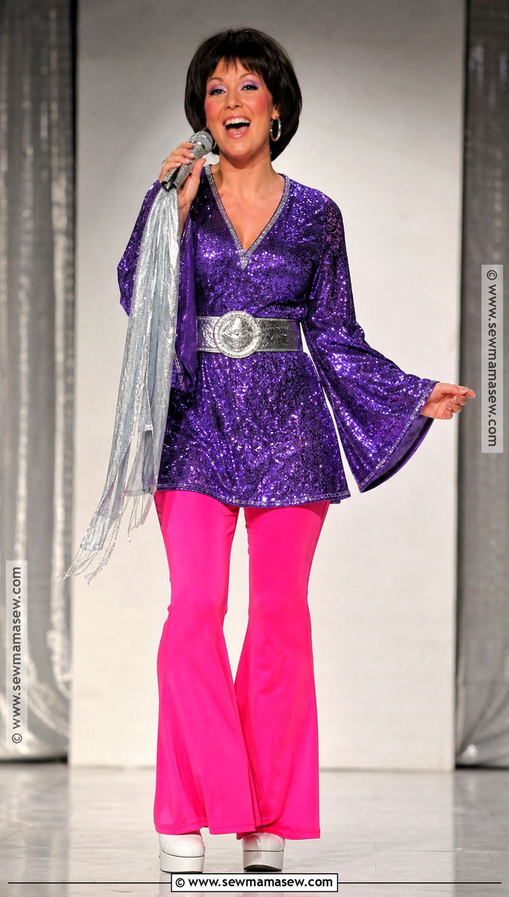 Rosie Waterloo Costume - 30 mama mia costume ideas