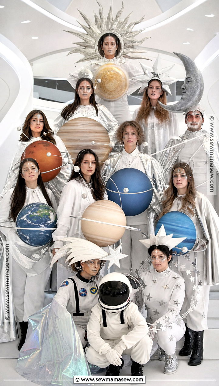Solar System Group Costume - 30 halloween costumes for big groups