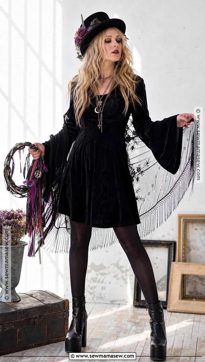 Stevie Nicks Black Shawl Costume - 30 music artist costume ideas