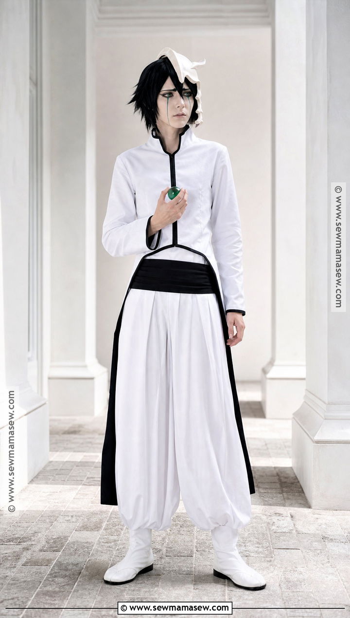 Ulquiorra Cifer Arrancar Cosplay - 35 bleach cosplay ideas