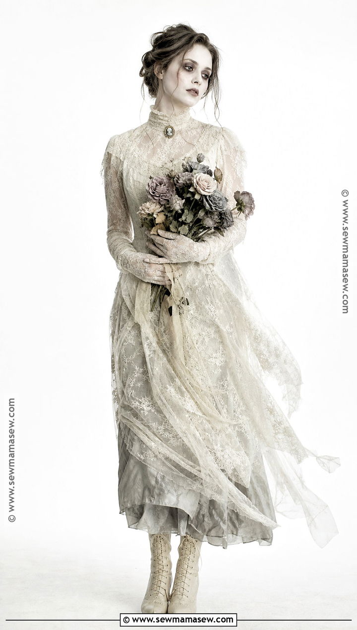 Victorian Ghost Costume With Lace Dress - 30 ghost clothes