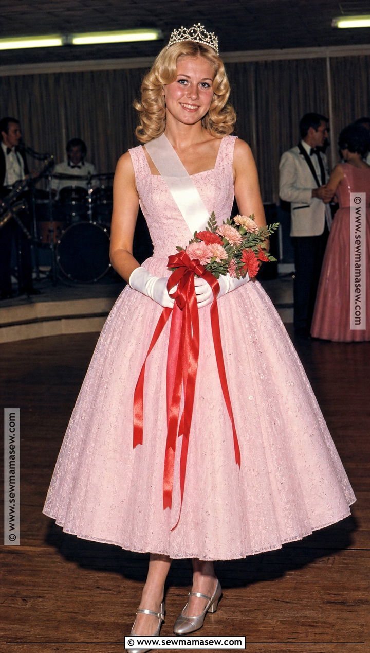 Vintage Homecoming Carrie White Costume - 35 carrie white costume ideas