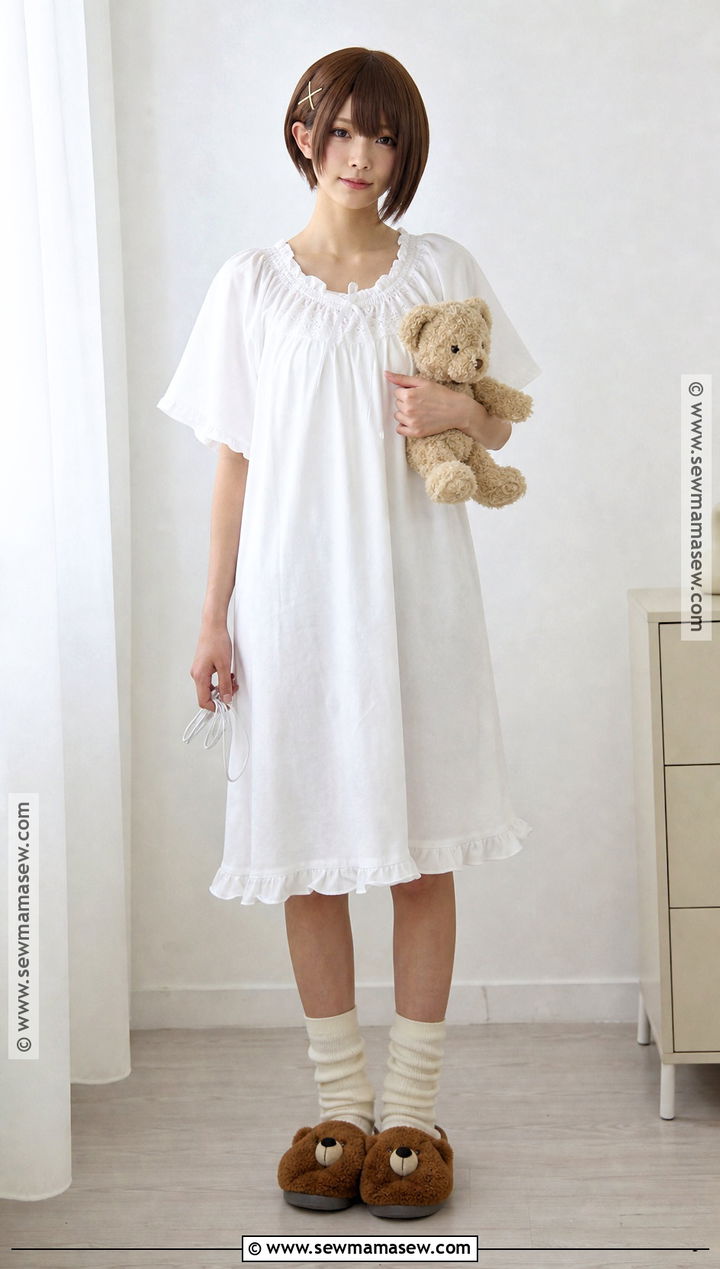White Nightgown Lain Cosplay - 30 lain cosplay ideas