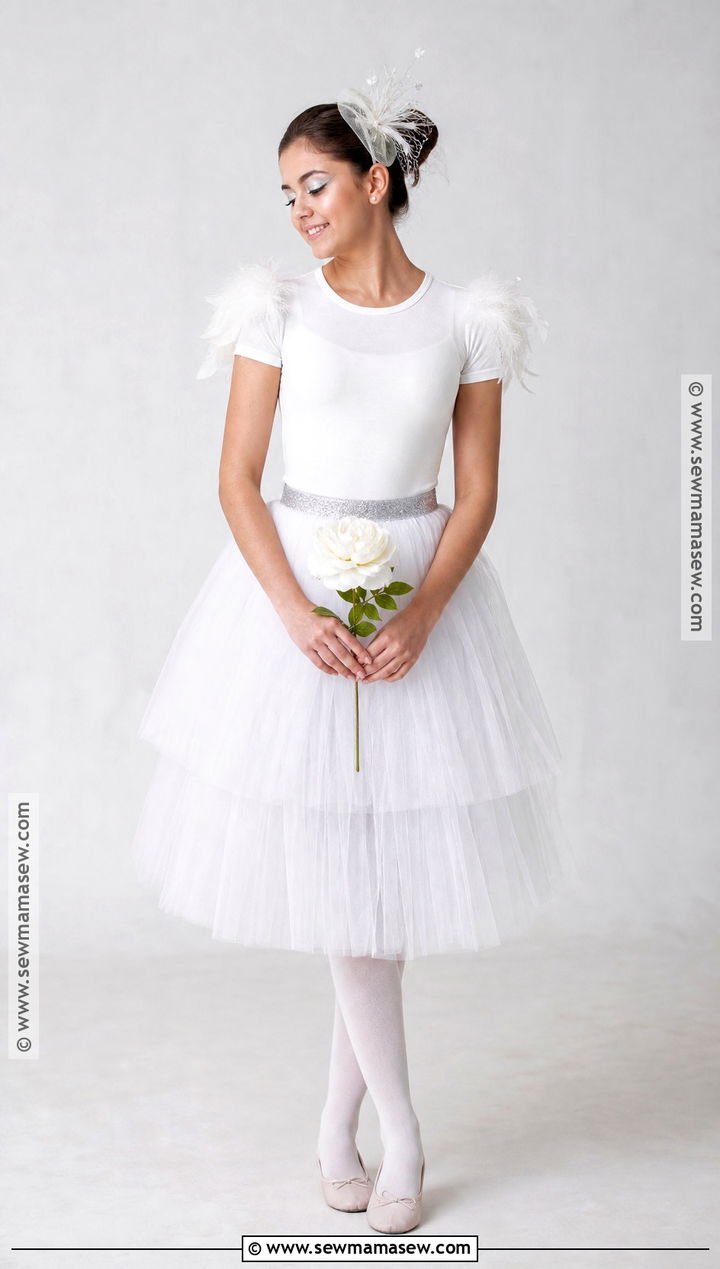 White Swan College Costume - 50 halloween costumes college