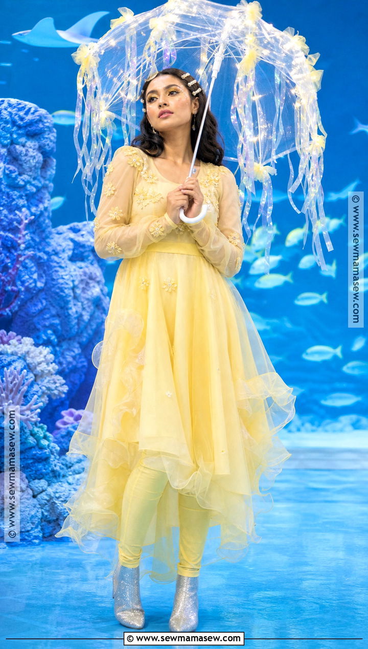 Yellow Jellyfish Costume - 30 Yellow Costume Ideas